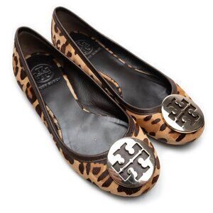 TORY BURCH leopard print calf hair Chelsea flats size 6